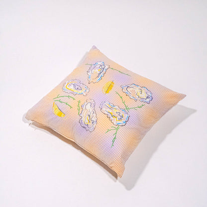 Oyster / Yellow & Puple